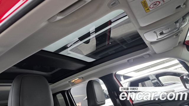 Jeep Renegade 1.3 Limited 2023 — фото 17
