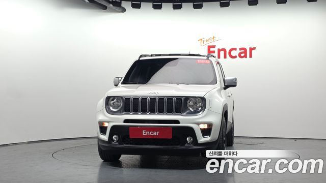 Jeep Renegade 1.3 Limited 2022 — фото 3