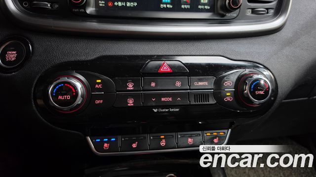 Kia Sorento Diesel 2.0 2WD Noblesse Special 2015 — фото 28