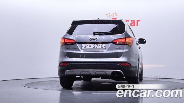 Hyundai Santa Fe (DM) Diesel(e-VGT) 2.0 2WD Premium 2015 — фото 4