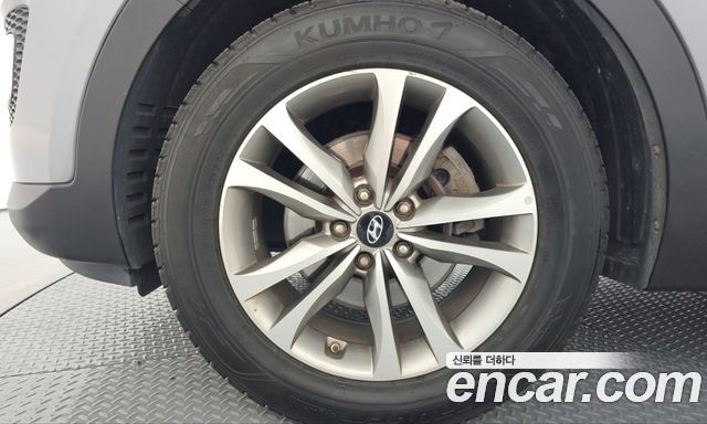 Hyundai Santa Fe (DM) Diesel(e-VGT) 2.0 2WD Premium 2015 — фото 5