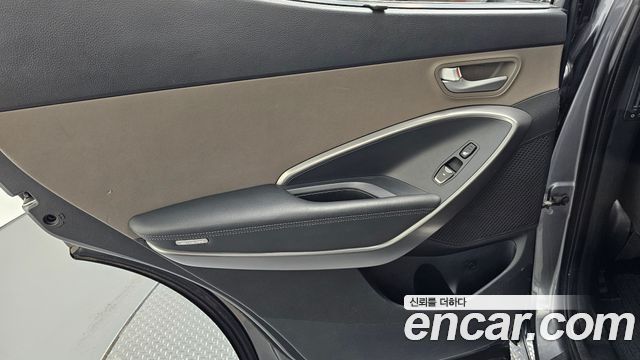 Hyundai Santa Fe (DM) Diesel(e-VGT) 2.0 2WD Premium 2015 — фото 25