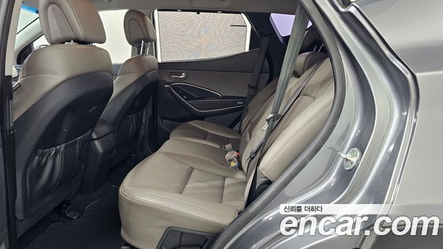 Hyundai Santa Fe (DM) Diesel(e-VGT) 2.0 2WD Premium 2015 — фото 26