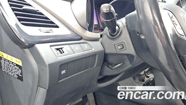 Hyundai Santa Fe (DM) Diesel(e-VGT) 2.0 2WD Premium 2015 — фото 27