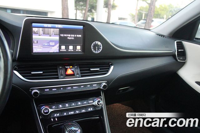 Hyundai Grandeur Hybrid (IG) Exclusive 2018 — фото 15