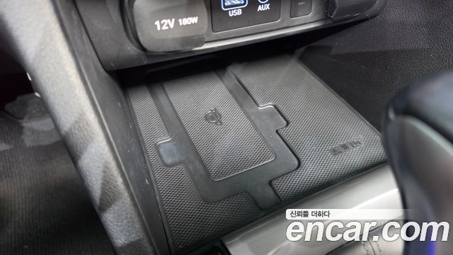 Hyundai Veloster (JS) 1.6 Turbo Sport Core 2019 — фото 15
