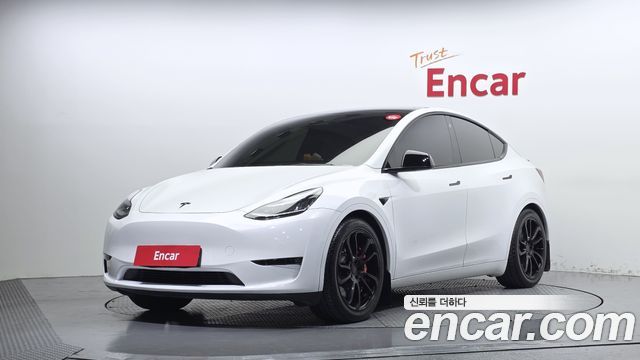 Tesla Model Y Long Range AWD