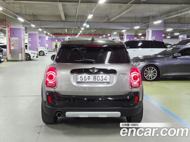 MINI Cooper D Countryman ALL4 2nd 2018 — фото 2