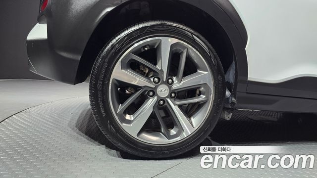 Hyundai Kona 1.6 Turbo 2WD Modern pop 2019 — фото 5
