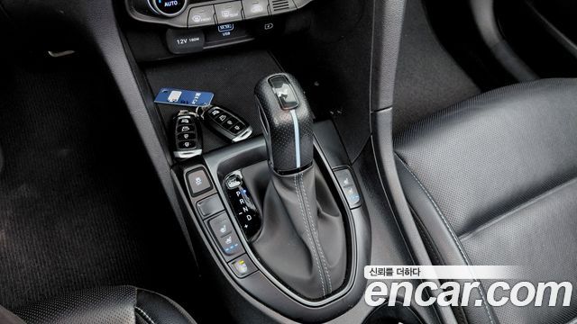 Hyundai Veloster (JS) 2.0 N 2021 — фото 9