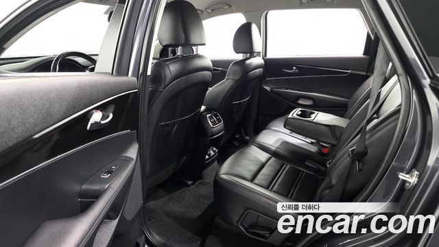 Kia Sorento Diesel 2.0 2WD Prestige 2019 — фото 11