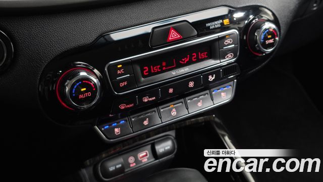 Kia Sorento Diesel 2.0 2WD Prestige 2019 — фото 18