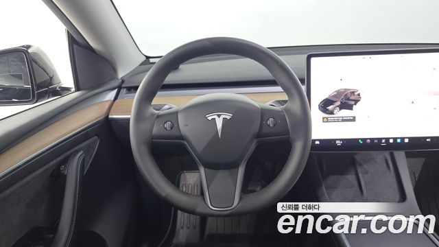 Tesla Model Y RWD 2024 — фото 13