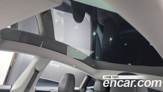 Tesla Model Y RWD 2024 — фото 20