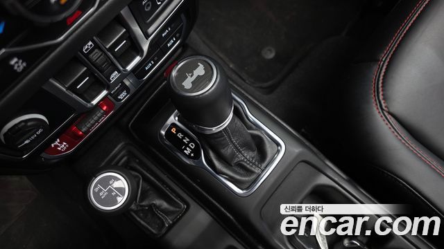Jeep Wrangler (JL) 2.0 Rubicon Power Top 4Door 2024 — фото 9