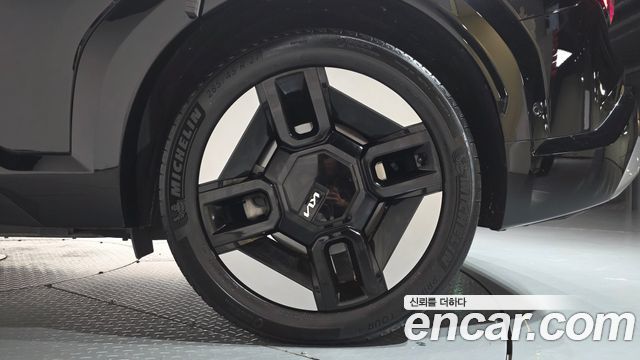 Kia EV9 Long Range 4WD Earth 2024 — фото 21