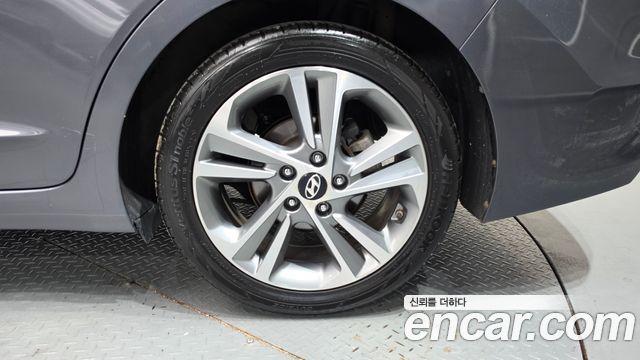 Hyundai Avante (AD) 1.6 GDI Value Plus 2018 — фото 5