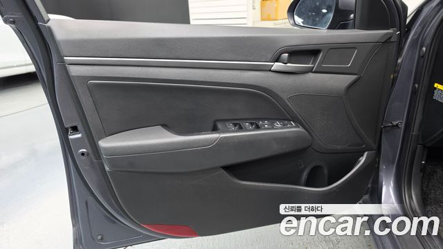 Hyundai Avante (AD) 1.6 GDI Value Plus 2018 — фото 24