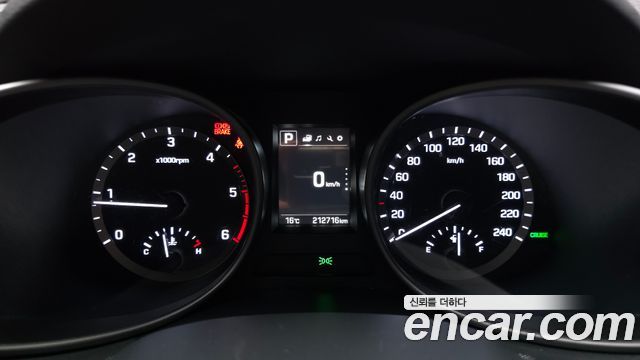 Hyundai Santa Fe The Prime Diesel 2.0 2WD Premium 2016 — фото 8