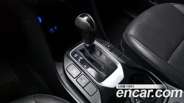 Hyundai Santa Fe The Prime Diesel 2.0 2WD Premium 2016 — фото 9