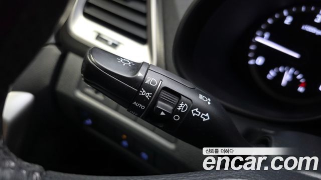 Hyundai Santa Fe The Prime Diesel 2.0 2WD Premium 2016 — фото 28
