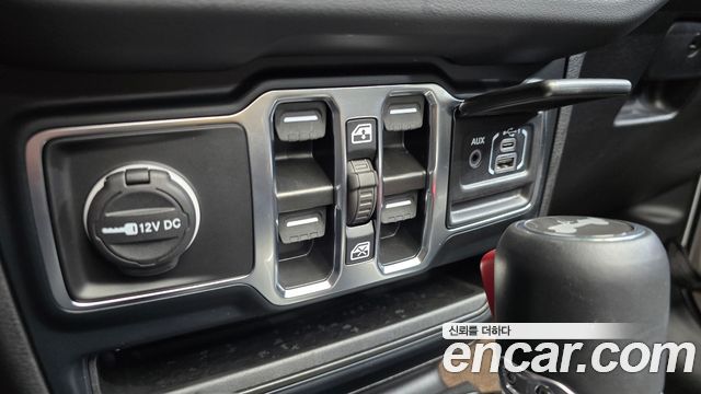 Jeep Wrangler (JL) 2.0 Sahara Power Top 4Door 2024 — фото 12