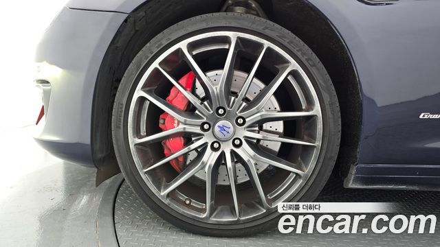 Maserati Quattroporte GTS 3.8 V8 Gransport 2018 — фото 5