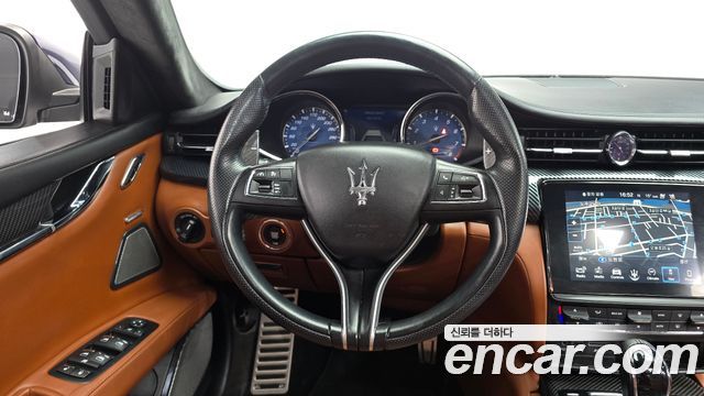 Maserati Quattroporte GTS 3.8 V8 Gransport 2018 — фото 12