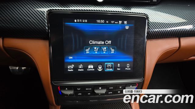 Maserati Quattroporte GTS 3.8 V8 Gransport 2018 — фото 15
