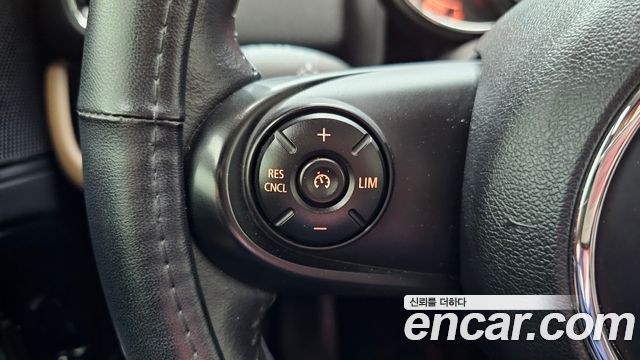 MINI Cooper D Countryman Standard 2nd 2018 — фото 27