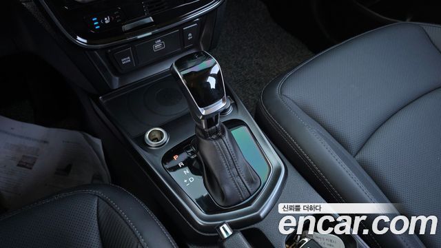 KG Mobility (SsangYong) Very New Tivoli Gasoline 1.5 2WD V3 Special 2021 — фото 9