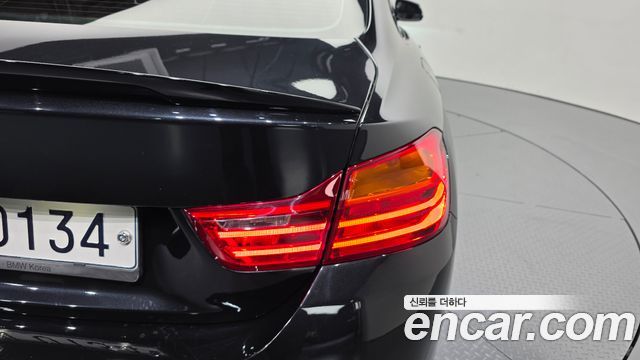 BMW 4 Series (F32) 420d M Sport Coupe 2015 — фото 23