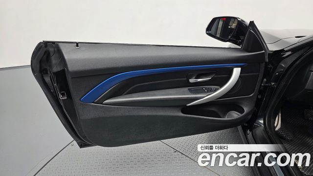 BMW 4 Series (F32) 420d M Sport Coupe 2015 — фото 24