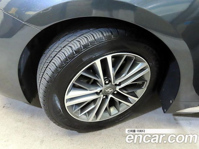 Hyundai Grandeur (IG) 2.4 Premium 2019 — фото 5