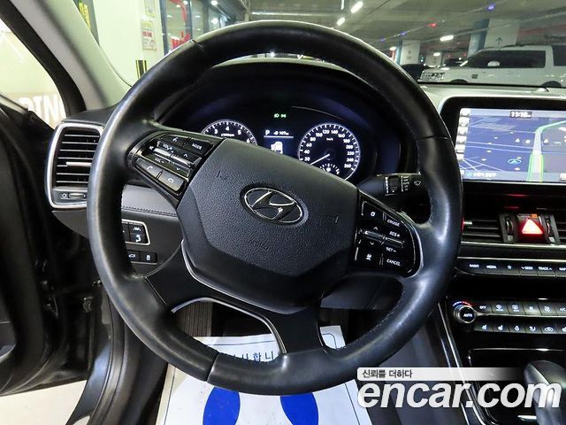 Hyundai Grandeur (IG) 2.4 Premium 2019 — фото 16