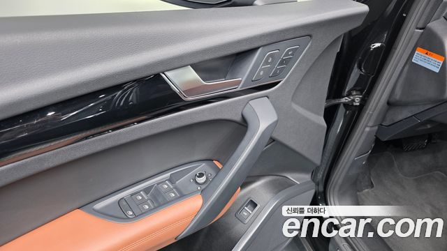 Audi Q5 (FY) 45 TFSI Quattro Premium 2022 — фото 19