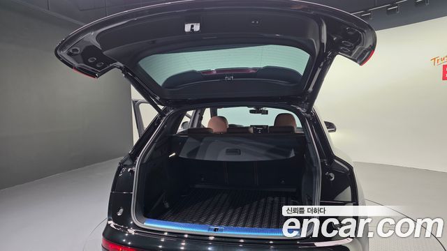 Audi Q5 (FY) 45 TFSI Quattro Premium 2022 — фото 32