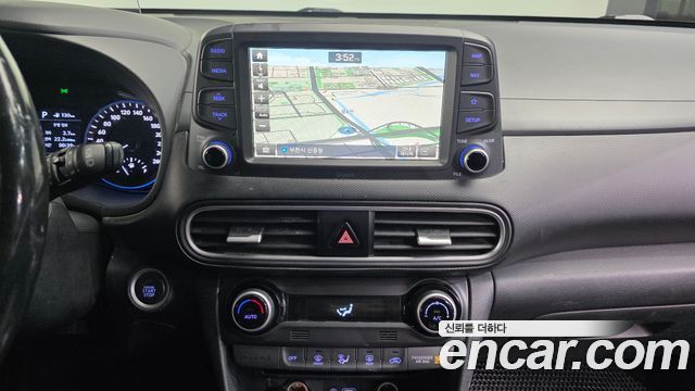 Hyundai Kona 1.6 Turbo 2WD Modern Art 2018 — фото 14