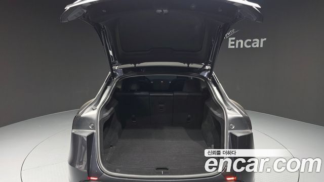 Tesla Model Y Long Range AWD 2025 — фото 20