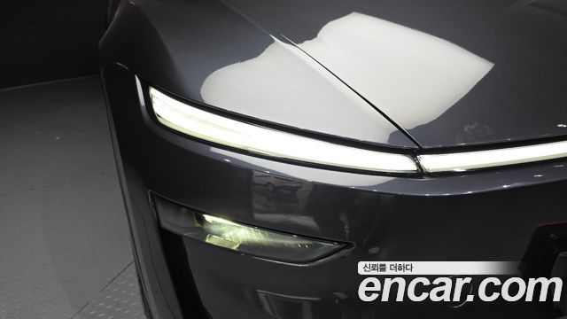Tesla Model Y Long Range AWD 2025 — фото 22