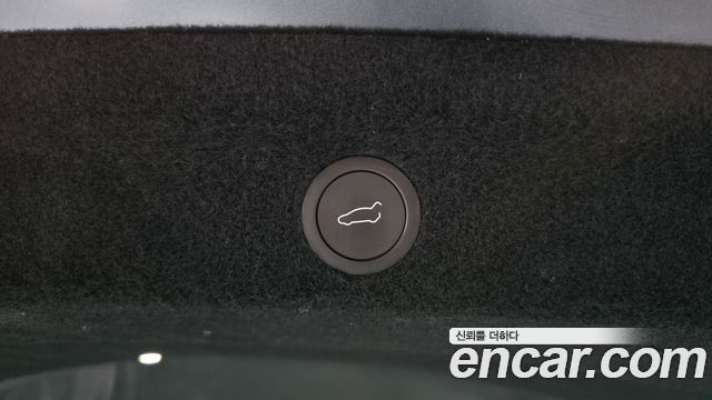 Tesla Model Y Long Range AWD 2025 — фото 27