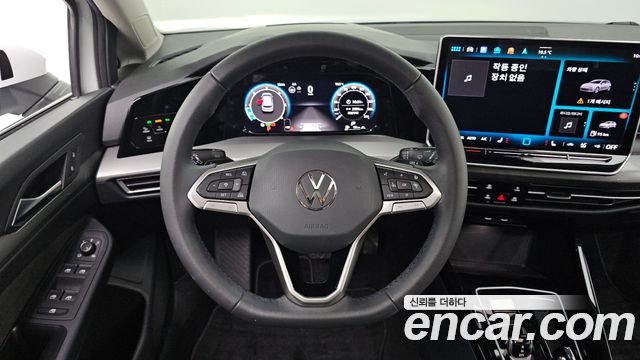 Volkswagen Golf (VIII) 2.0 TDI Prestige 2025 — фото 12