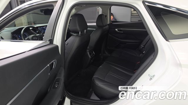 Hyundai Sonata (DN8) 2.0 LPG(rental car) Smart 2020 — фото 11