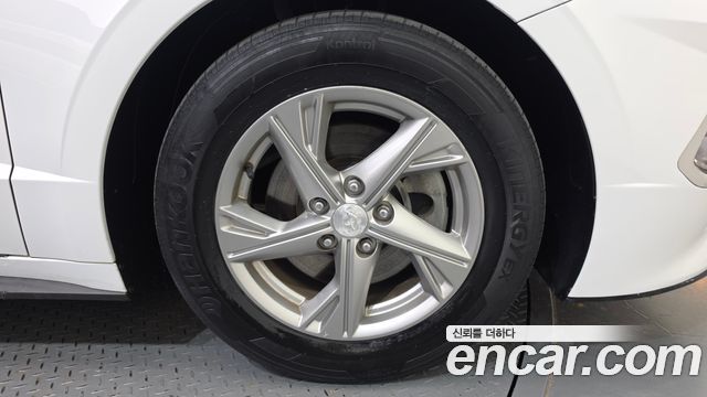 Hyundai Sonata (DN8) 2.0 LPG(rental car) Smart 2020 — фото 21