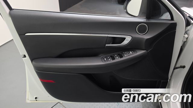 Hyundai Sonata (DN8) 2.0 LPG(rental car) Smart 2020 — фото 24