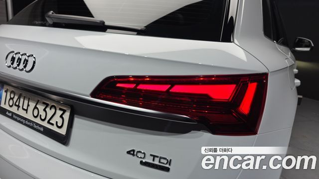 Audi Q5 (FY) 40 TDI Quattro Premium 2021 — фото 23