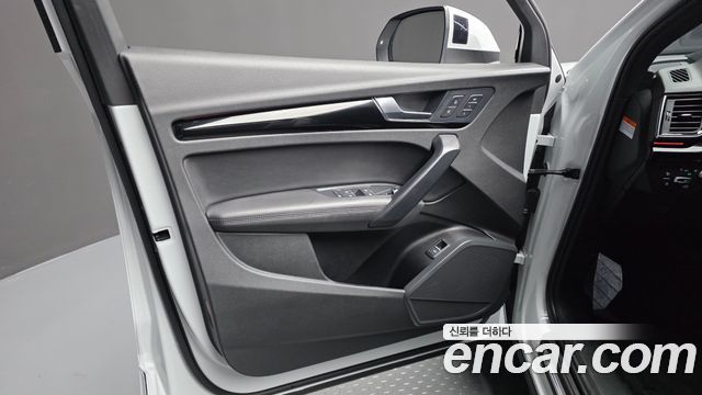 Audi Q5 (FY) 40 TDI Quattro Premium 2021 — фото 24