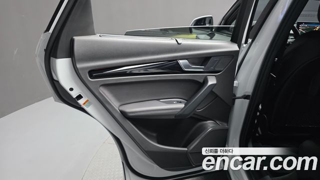 Audi Q5 (FY) 40 TDI Quattro Premium 2021 — фото 25