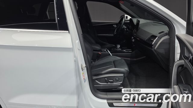 Audi Q5 (FY) 40 TDI Quattro Premium 2021 — фото 26