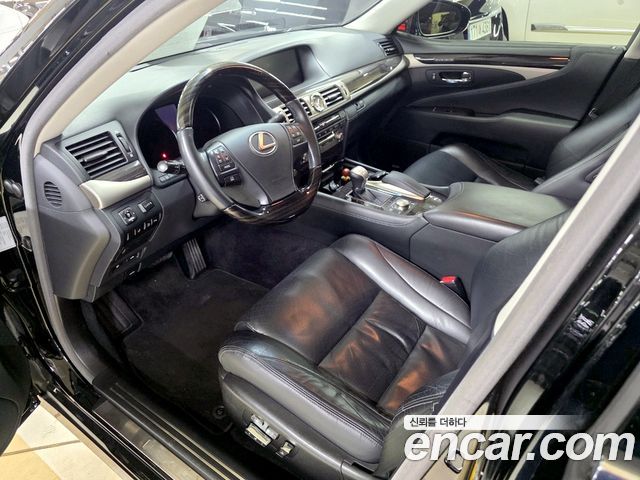 Lexus LS460 Supreme XF40 2014 — фото 7